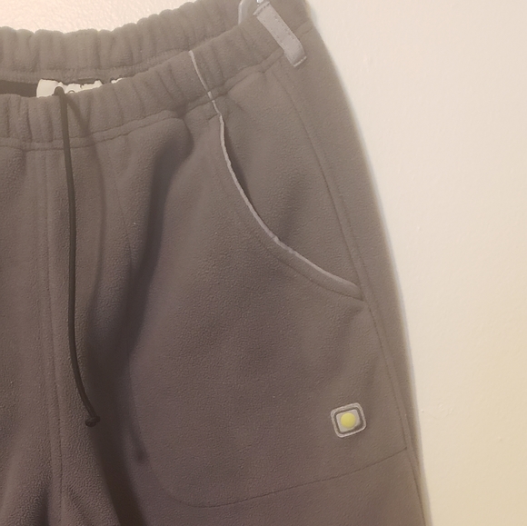 Columbia fleece pants, gray, drawstring, e pockets, belt loops Medium - Picture 2 of 8